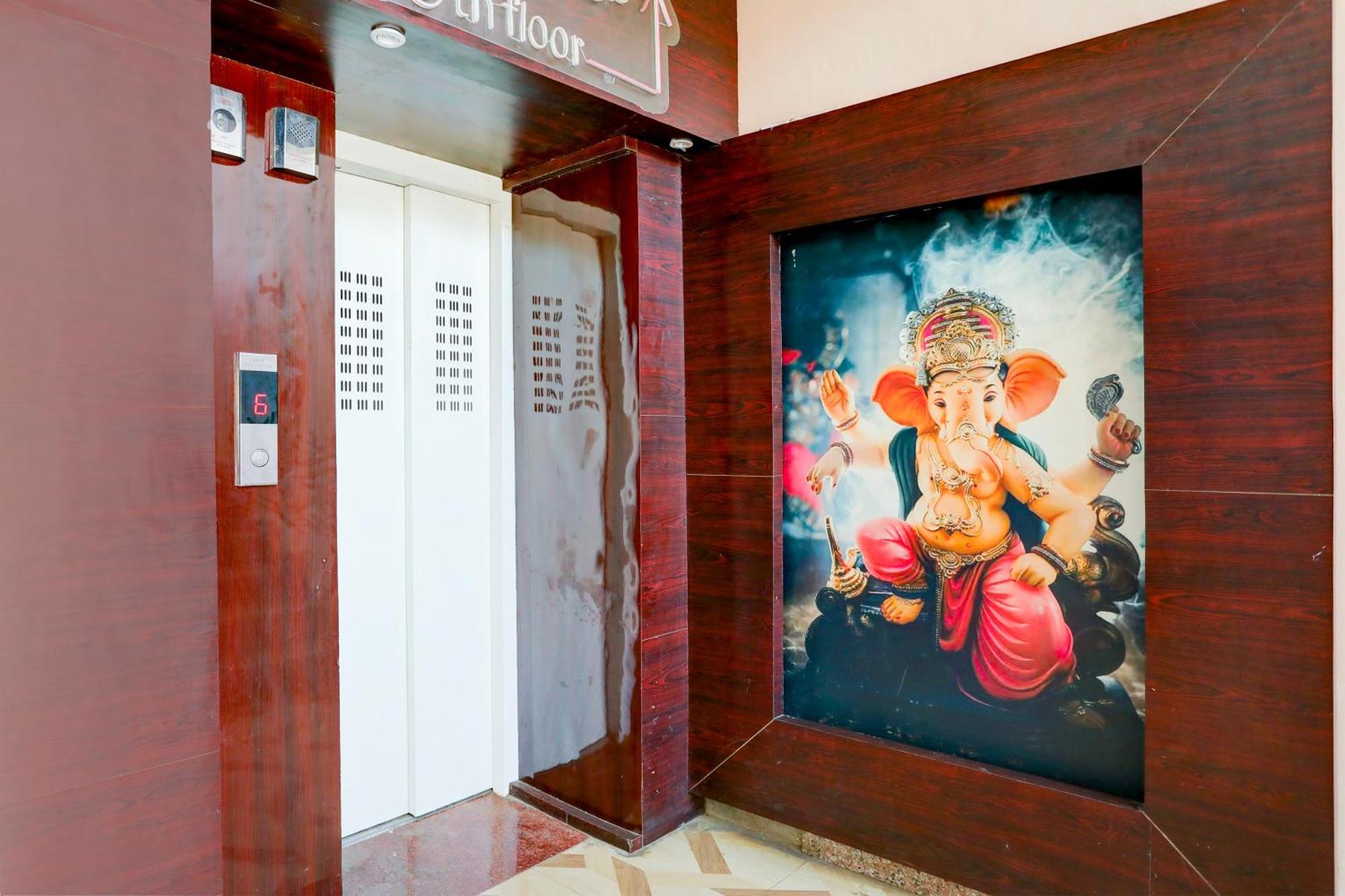 Super Hotel O Hyderabad Gate Iit Bhu Kakarmatha Luaran gambar